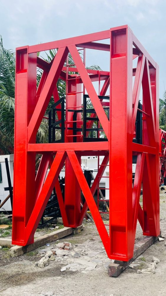 Components for Favelle Favco M440D Crane: Tower Sections. Type 392R (19 off) - Image 6